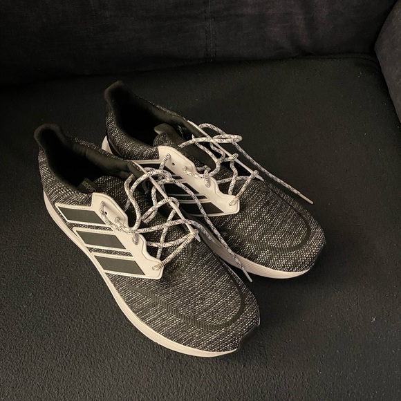 Men’s grey size 13 Adidas cloud foam comfort sneakers - Picture 2 of 4